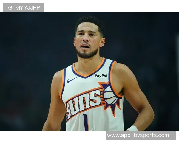 布克回应连吃两次技术犯规称裁判未看见错误导致掘金获得球权