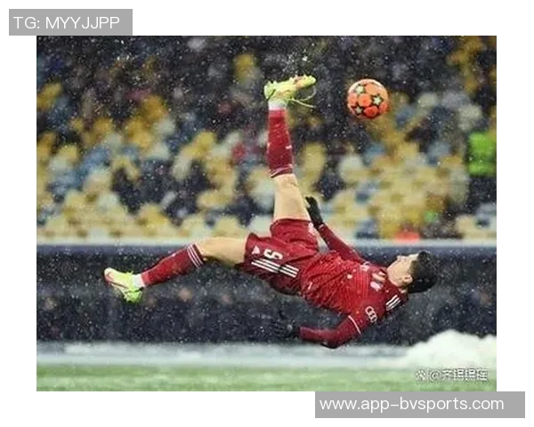 拉波尔塔与莱万在沙特及上海巴格达与巴萨球迷亲密互动见面会