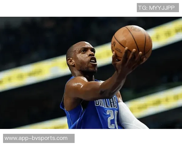 米德尔顿留队保留鸟权为休赛期交易创造机会侠队也在考虑续约方案 米德尔顿留队保留鸟权为休赛期交易创造机会侠队也在考虑续约方案